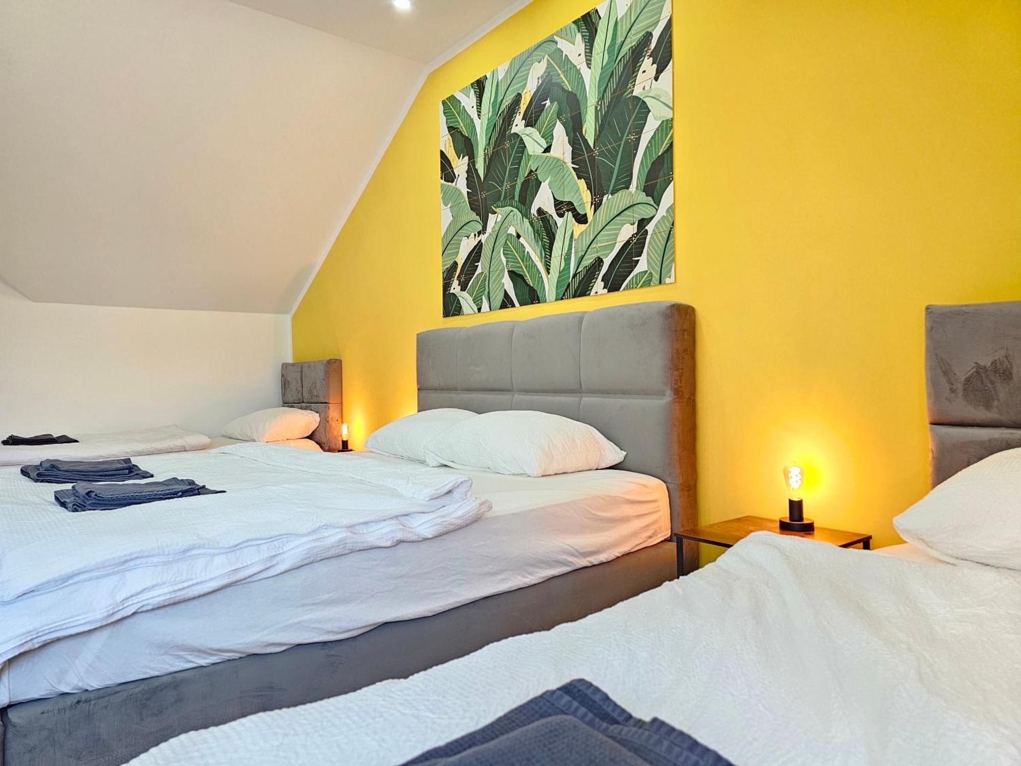 Homebase - Design Lofts Am Schloss Montabaur Exterior foto